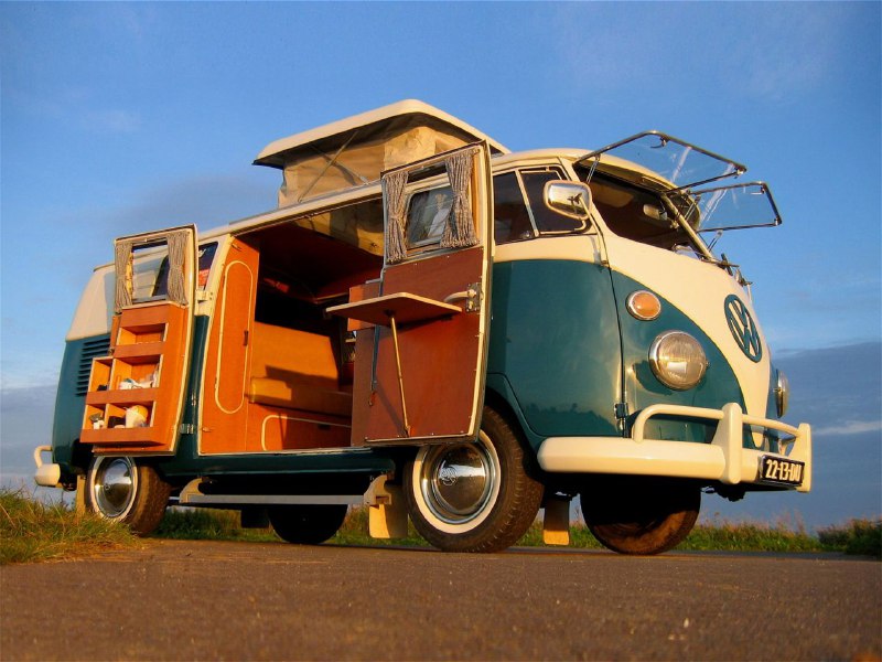 65 лет с момента начала производства Volkswagen Type 2 Bulli