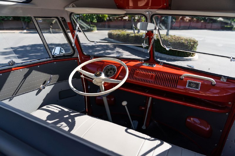 65 лет с момента начала производства Volkswagen Type 2 Bulli