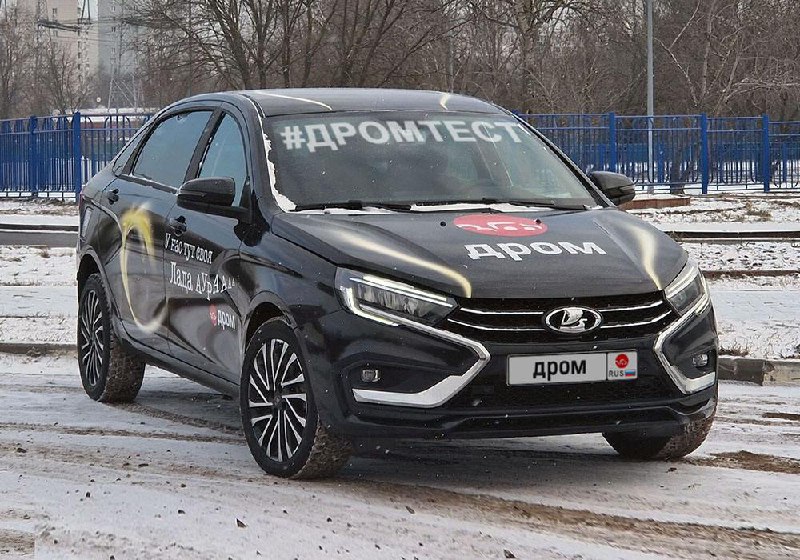 Проблемы с новым автомобилем: первые отзывы о Ладе Ауре