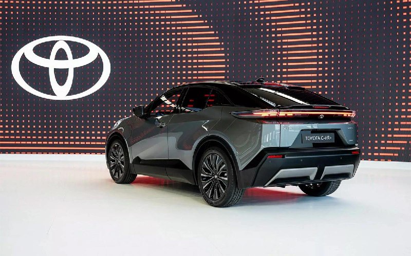 Новинка от Toyota: кроссовер C-HR+ для европейского рынка