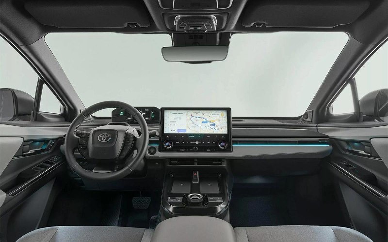 Новинка от Toyota: кроссовер C-HR+ для европейского рынка