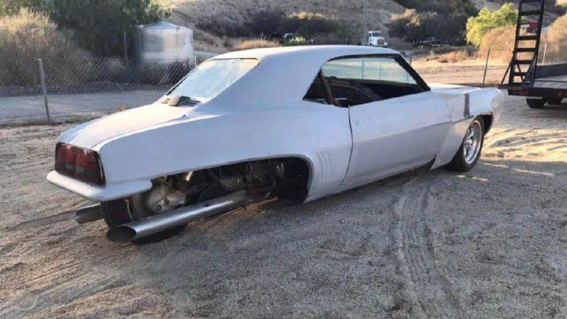 Необычный трехколесный Chevrolet Camaro на базе мотоцикла