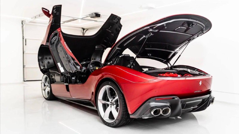 Редкая Ferrari Monza SP1 с минимальным пробегом выставлена на аукцион