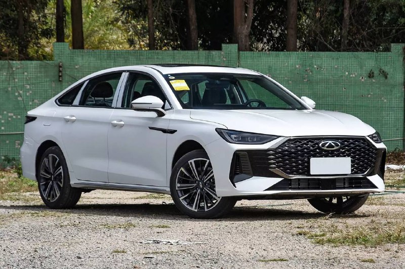 Появление нового конкурента Camry на российском рынке