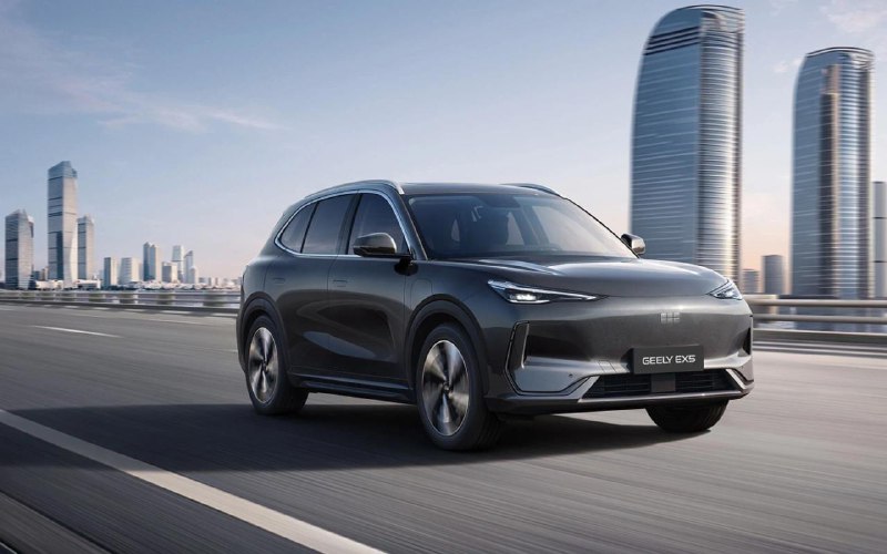 Geely запускает продажи нового электрического кроссовера EX5