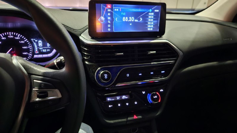 Необычные особенности бюджетного автомобиля Changan Alsvin
