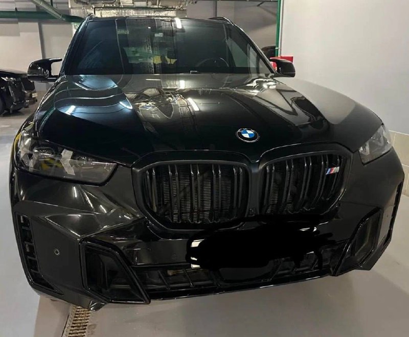 На продажу выставлен самый дорогой броневик BMW в России
