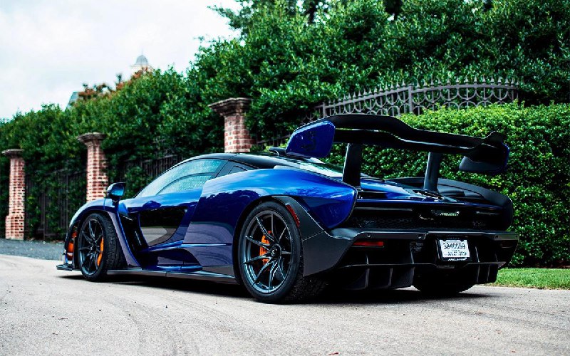 Редкий McLaren Senna поступил в продажу в России