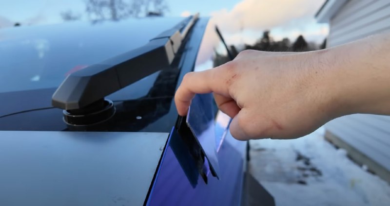 Tesla отзывает все пикапы Cybertruck из-за дефектов