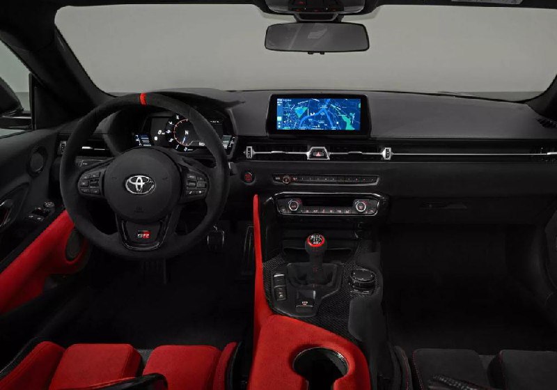Toyota представляет финальную версию GR Supra