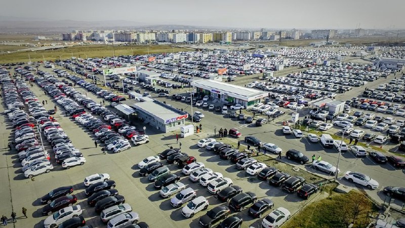 Ожидаемое снижение продаж на российском авторынке в марте 2025 года