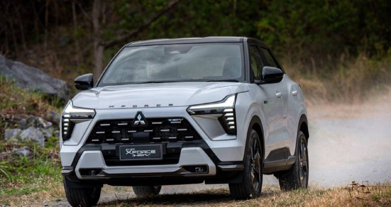 Новый бюджетный кроссовер Mitsubishi с низким расходом топлива