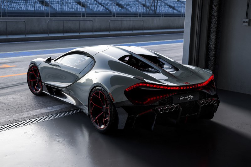 Bugatti представила новый гиперкар Tourbillon с пакетом Equipe Pur Sang