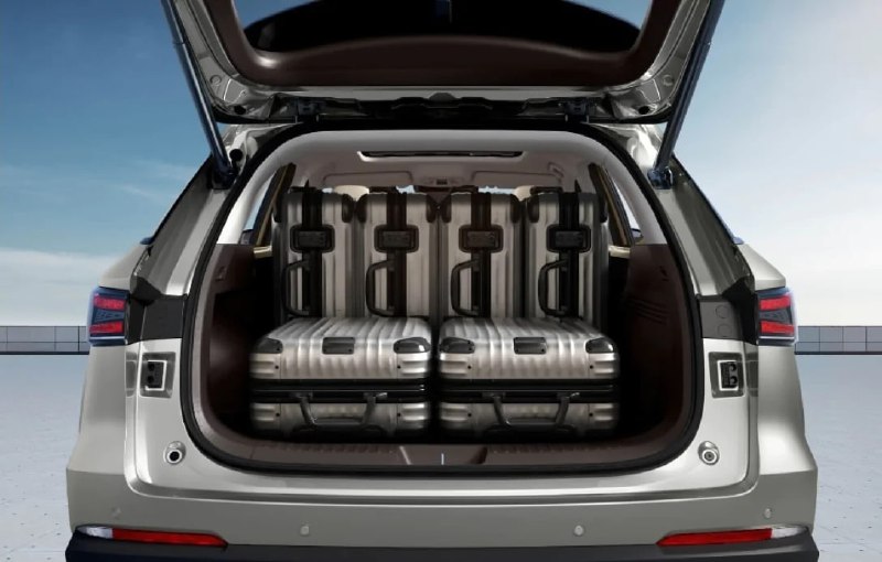 Запуск продаж нового кроссовера Haval F8 в Китае