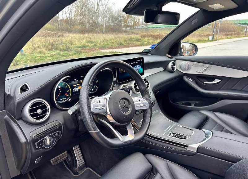 Премиальный Mercedes-Benz GLC Coupe 2020: Элегантность и Мощь