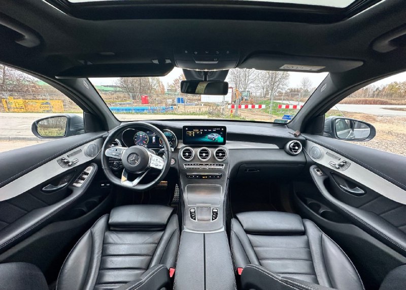 Премиальный Mercedes-Benz GLC Coupe 2020: Элегантность и Мощь