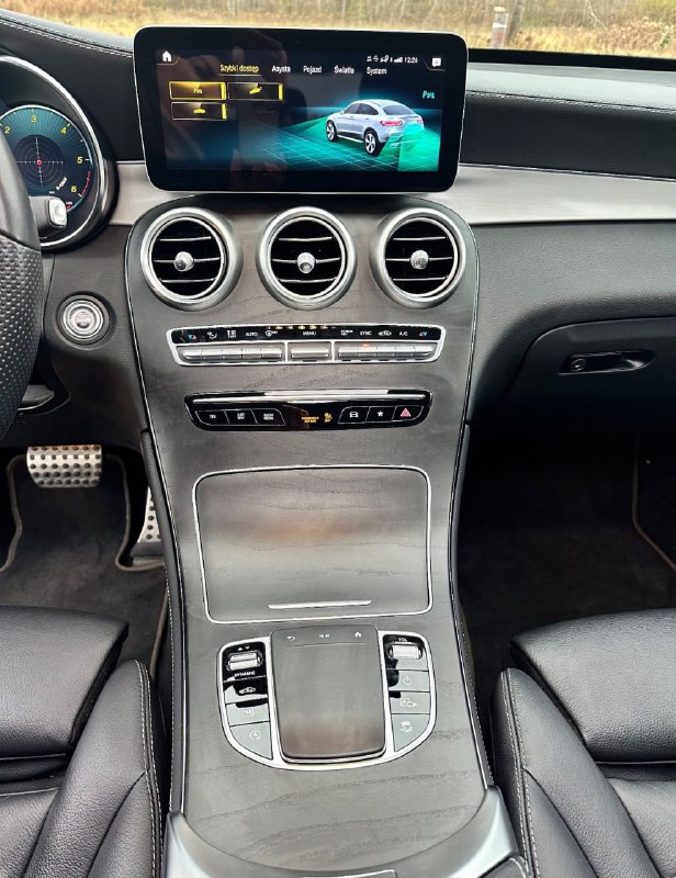 Премиальный Mercedes-Benz GLC Coupe 2020: Элегантность и Мощь