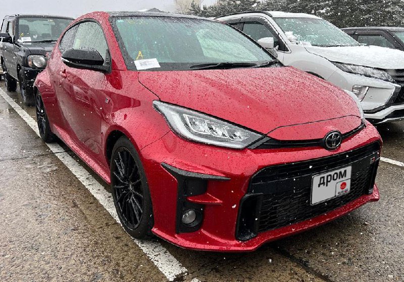 Сравнение Toyota GR Yaris и Suzuki Swift Sport: что выбрать?