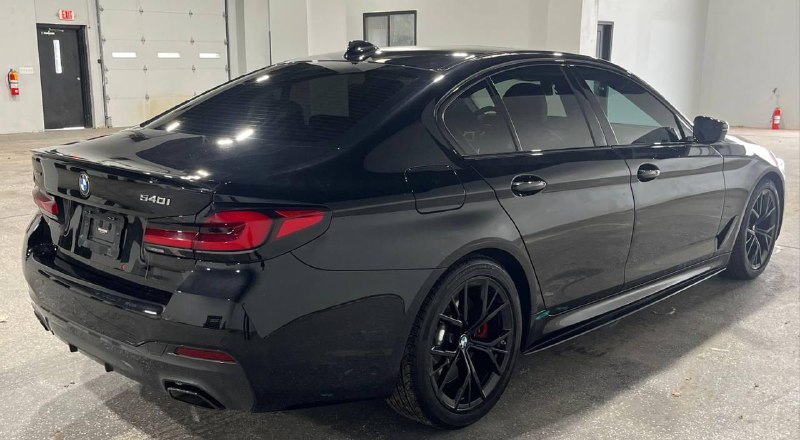 Выгодная цена на BMW 540I Xdrive 2021 года в России