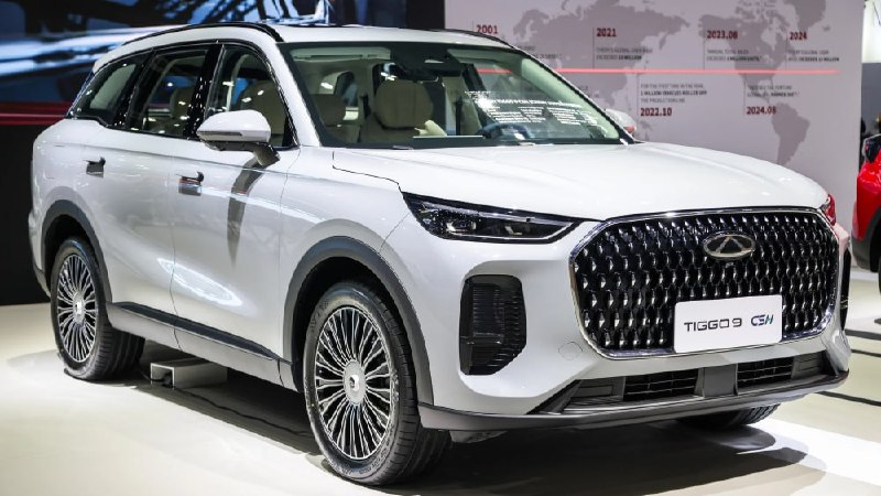 Автосалон в Бангкоке: новые модели Chery и неожиданные ситуации