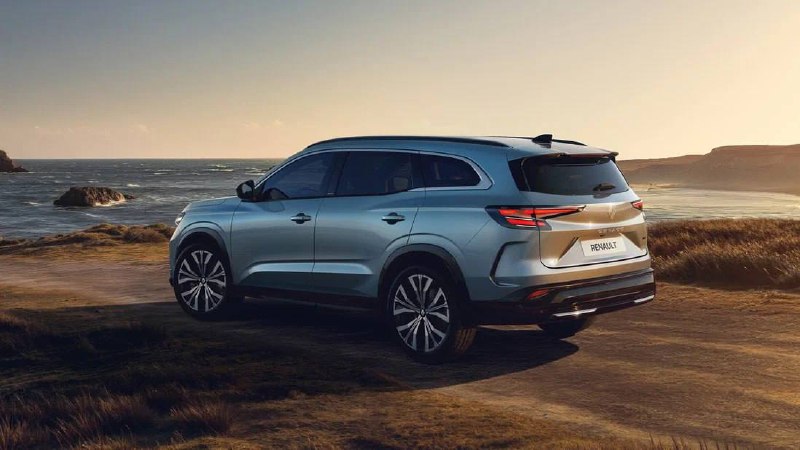 Новая версия кроссовера Renault Espace: современные обновления и технологии
