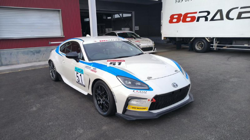 Опыт вождения Toyota GR86 с автоматической коробкой на гоночной трассе