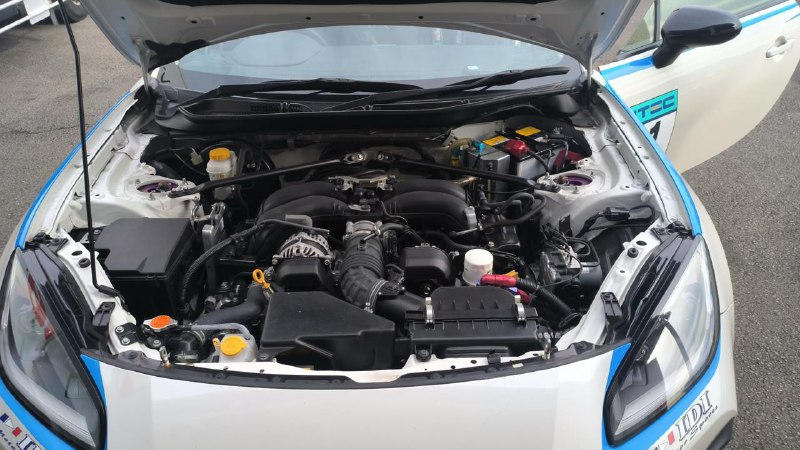 Опыт вождения Toyota GR86 с автоматической коробкой на гоночной трассе