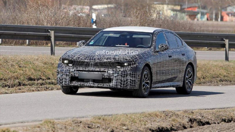 Новые детали о рестайлинге BMW 5 в стилистике Neue Klasse