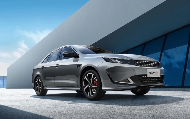 Сравнение цен на автомобили: Kaiyi E5 и Lada Granta