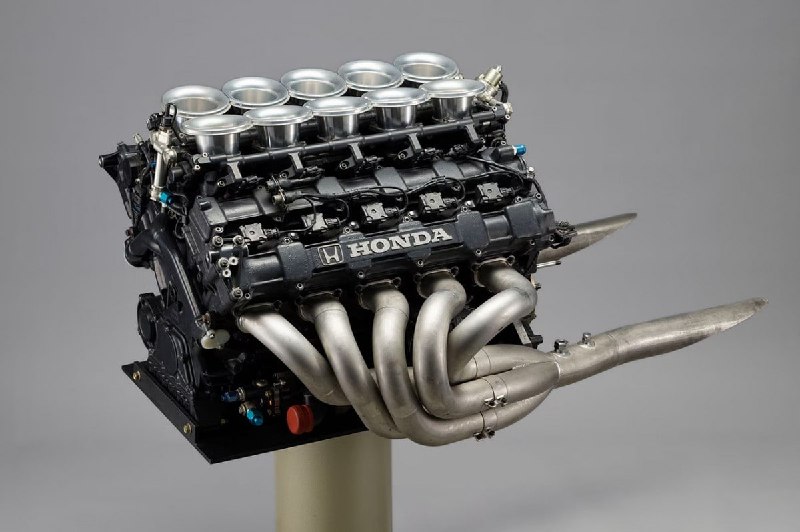 Honda запускает продажу бывших в эксплуатации автозапчастей