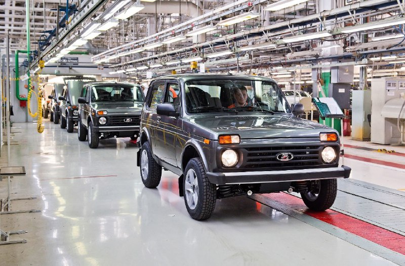 48 лет легенды: внедорожник LADA Niva