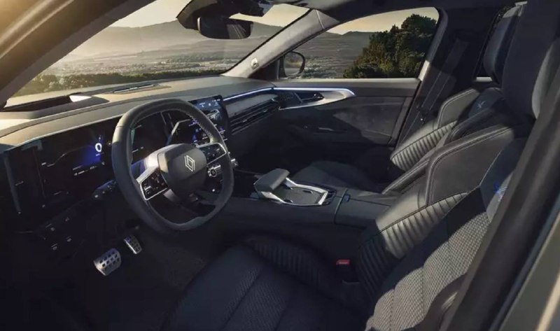 Обновленный Renault Austral: Все изменения и улучшения