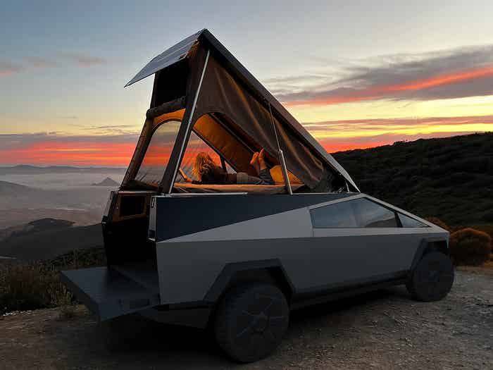 Преобразование Tesla Cybertruck в автодом