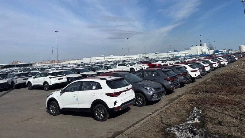 АВТОВАЗ анализирует избыточные запасы автомобилей