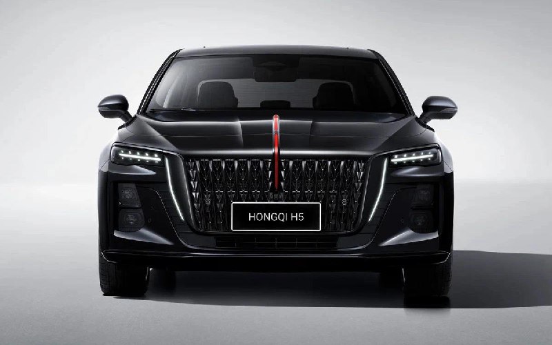 Новый седан Hongqi H5 Black Edition: Обзор и характеристики