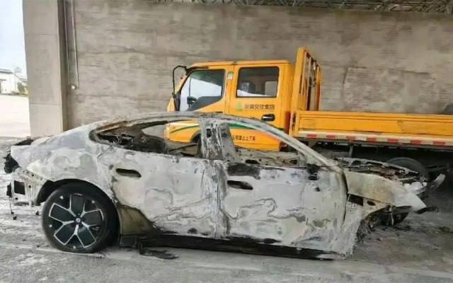 Трагедия с электрическим автомобилем Xiaomi SU7: смертельный инцидент и последствия