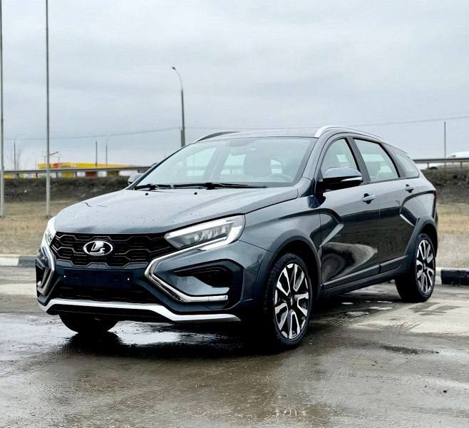 Обновленные модели Lada Vesta: цены и новый цвет