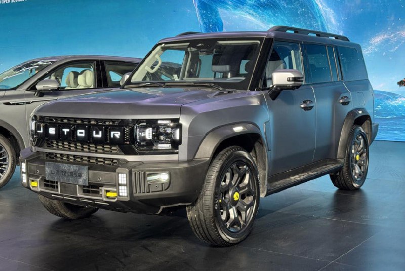 Обновленная версия Jetour T2: семиместный SUV с гибридной силовой установкой
