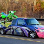 Уникальный пикап: старый Ford Ranger с шестью колесами