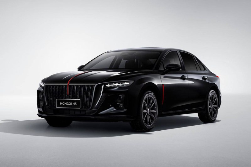 Новая версия Hongqi H5: Black Edition