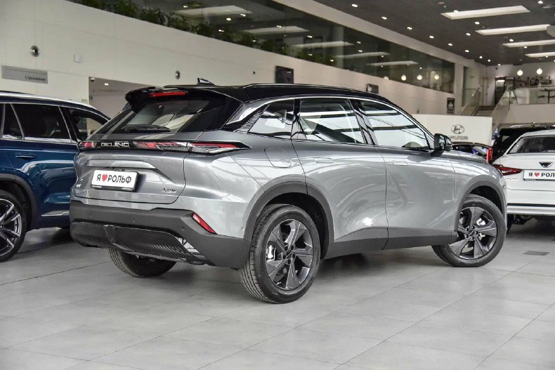 Закрытие китайских автосалонов в России: рекордные цифры