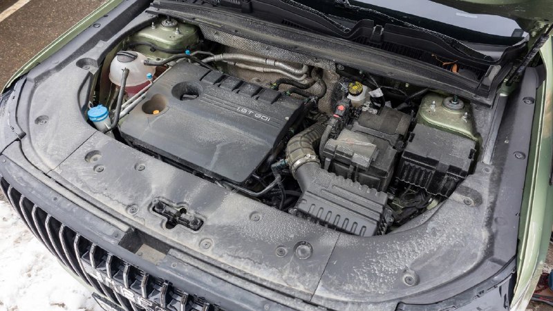 Новый двигатель для кроссовера Jaecoo J7: что ожидает российских автолюбителей