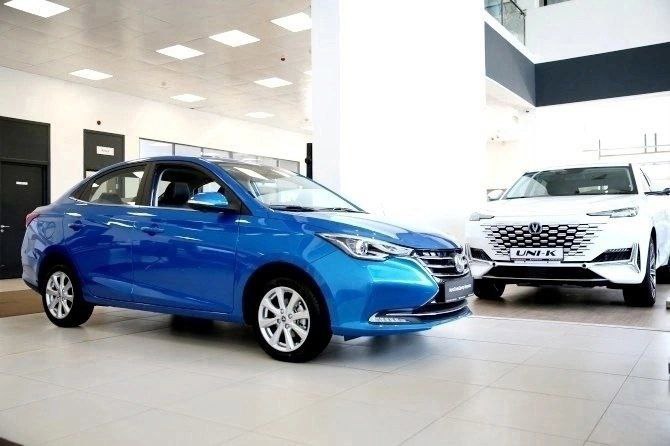 Закрытие дилеров китайских автомобилей в России в 2025 году