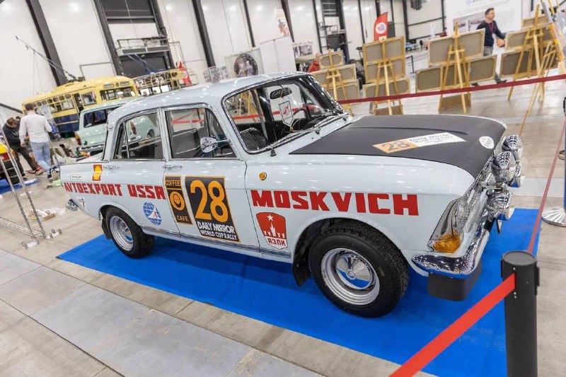 Возвращение винтажных автомобилей в Москву