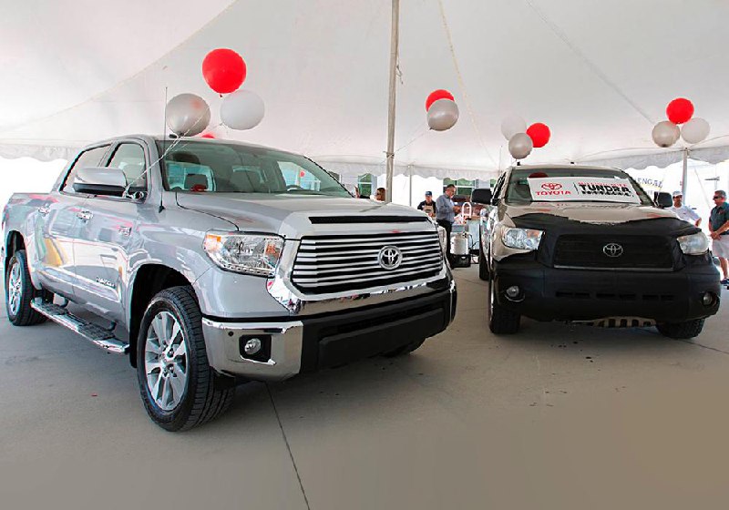 Американец снова покоряет миллион миль на пикапе Toyota