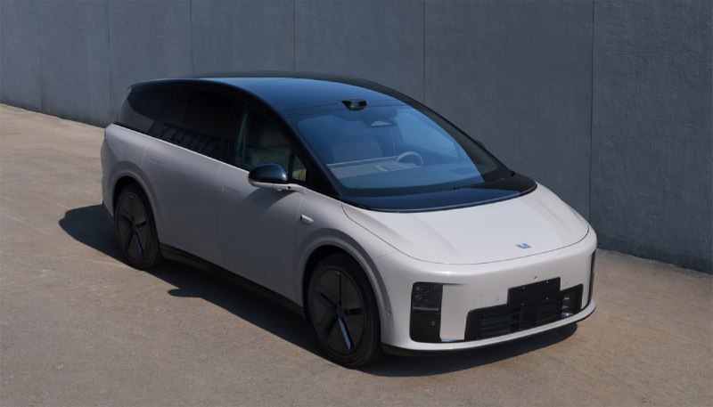 Новые подробности о кроссовере Lixiang i8