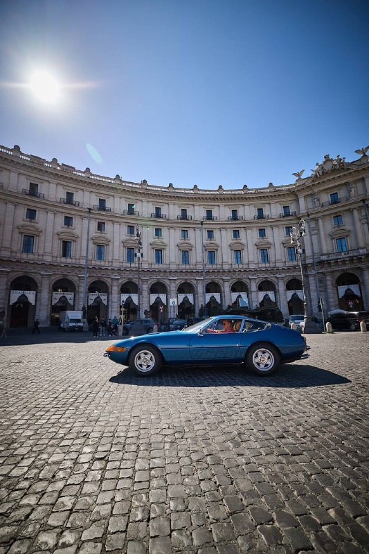 Парад ретро автомобилей в Риме: Anantara Concorso Roma