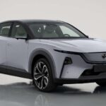 Китайский Минпром представил новый кроссовер Mazda EZ-60 с электромобилем и гибридной версией