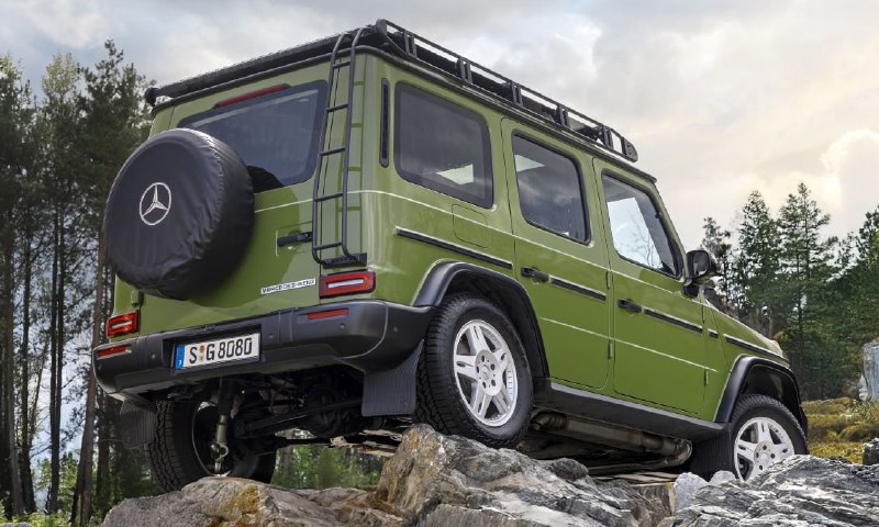 Объявлена лимитированная версия Mercedes-Benz G-Class с ретро-дизайном