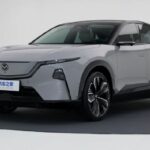 В Китае представлен новый кроссовер Mazda EZ-60